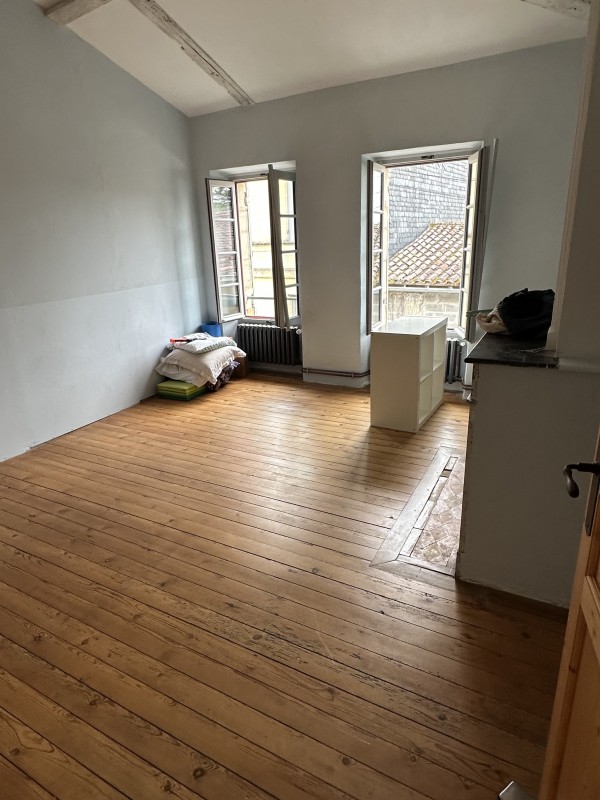 Déménagement longue distance Plassac – Saint-Brieuc : prise en charge totale avec professionnel