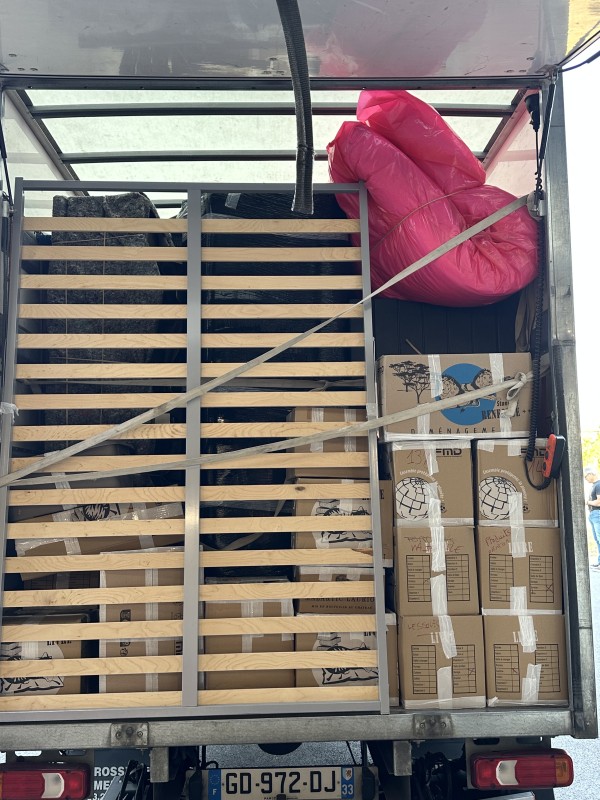 Solution rapide et efficace pour vider une maison à Camblanes-et-Meynac et déménager vers Montélimar