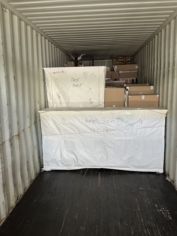 Transport maritime complet vers Madagascar : déménagement avec véhicule depuis la Gironde