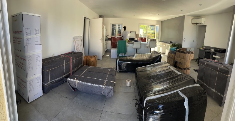 Faire son déménagement rapidement depuis la corse 