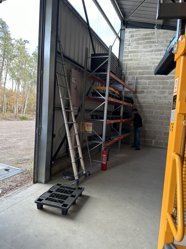 Mise en rayon par les équipes de ML, Transport et Demenagement à Biscarrosse