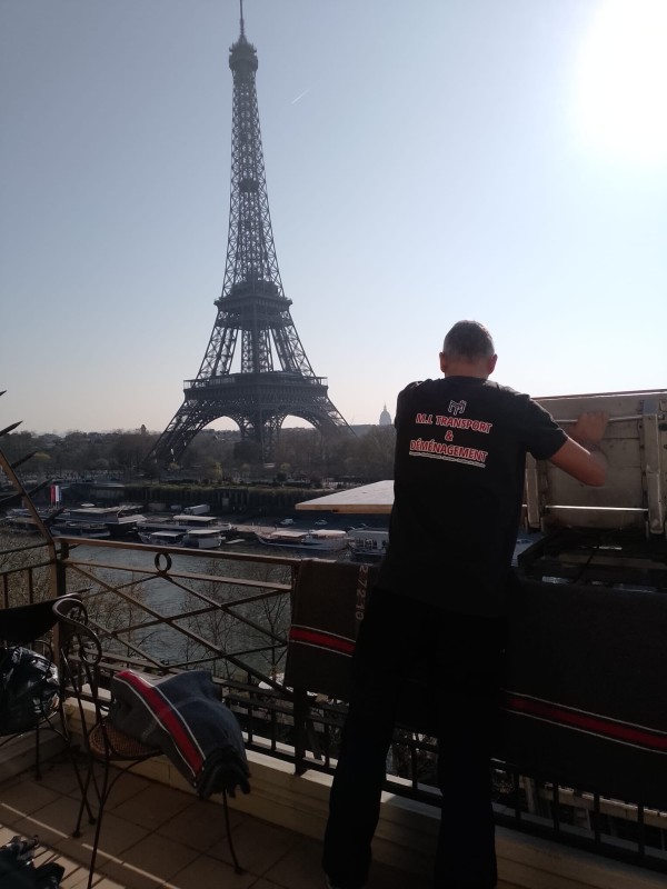 Déménageur spécialisé Paris vers Bordeaux : transport sécurisé de vos meubles entre la capitale et la Gironde