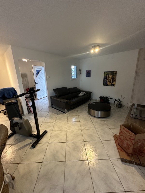 ML. Transport et Demenagement, avant chargement à Saint-Gervais.