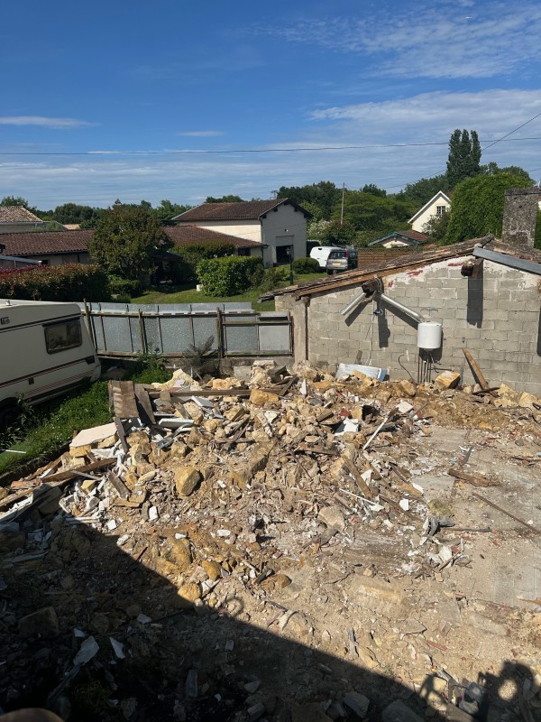 Garde-meubles à Mérignac : pourquoi un emballage pro est essentiel pour vos meubles